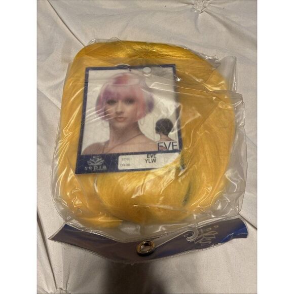 Sepia New Solid Eve Yellow Bob Bangs Wig $44.99 - Picture 2 of 4